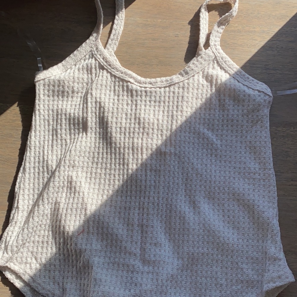 Button tank top - Picture 2 of 2